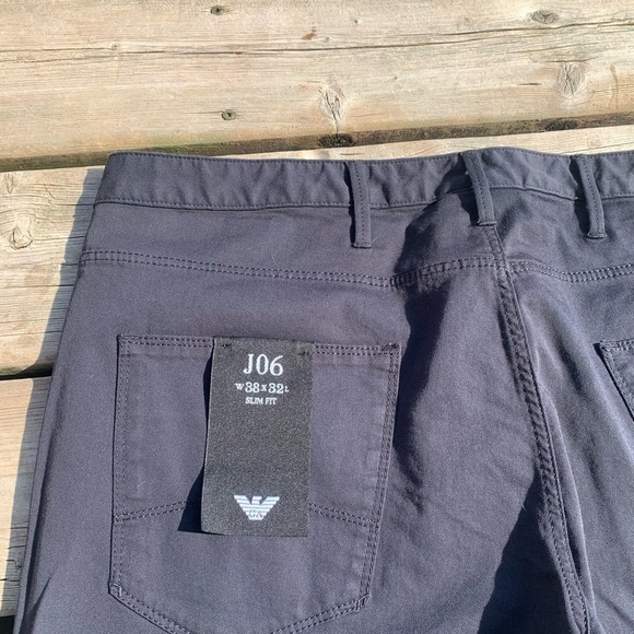 NWT Emporio Armani Men’s Slim Fit Pants - Size 38 - Picture 9 of 10